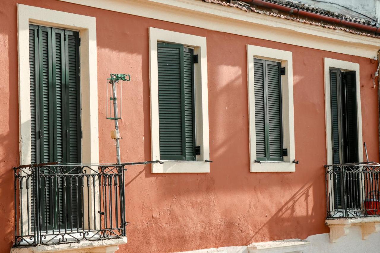 Down Town Apartment By Corfuescapes Corfu  Luaran gambar